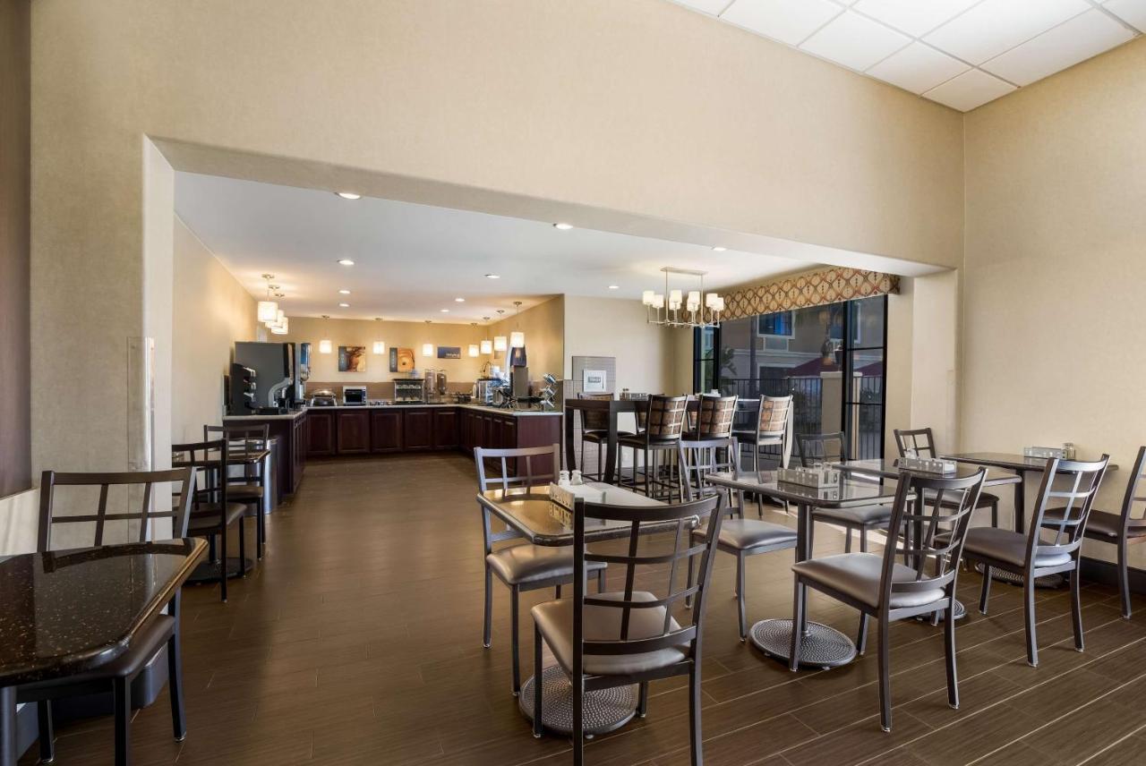 Best Western Escondido Hotel Exterior photo