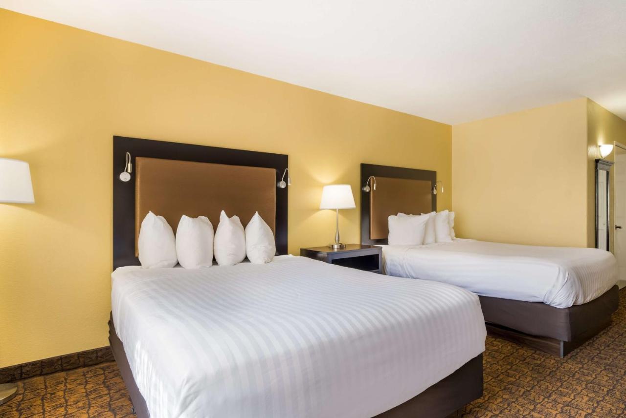 Best Western Escondido Hotel Exterior photo