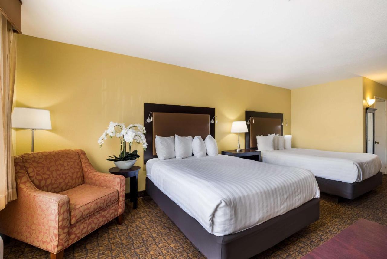 Best Western Escondido Hotel Exterior photo