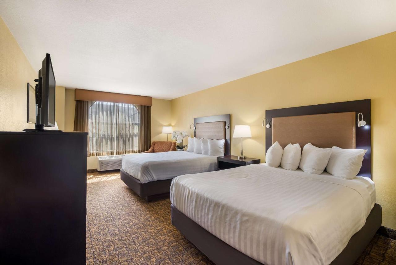 Best Western Escondido Hotel Exterior photo